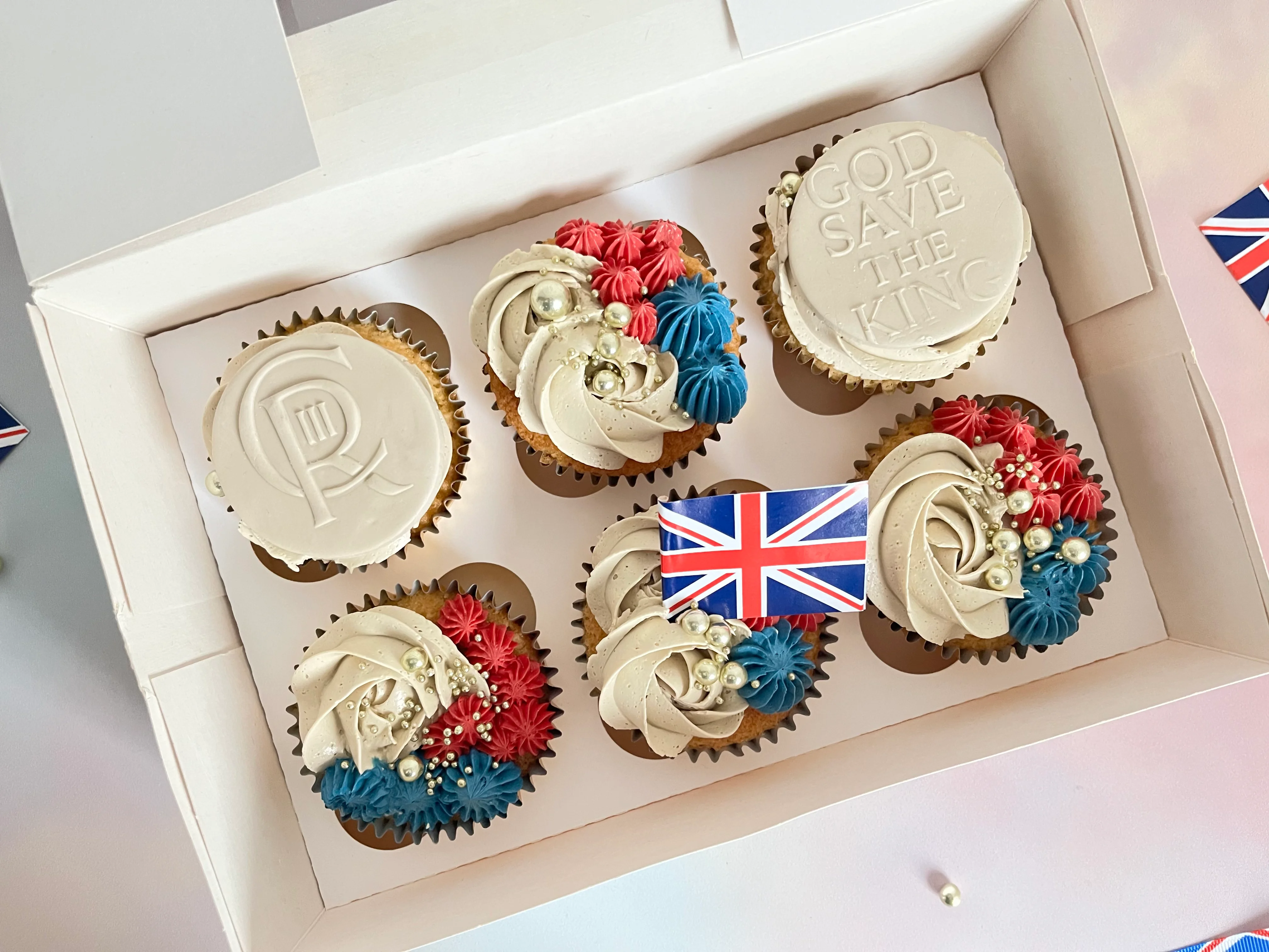 cupcakes cake
